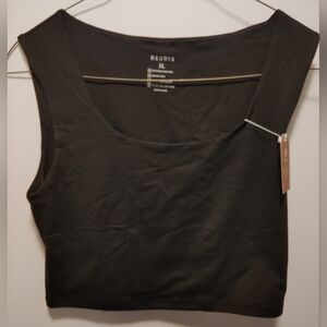 ReoRia Black Crop Top for Women